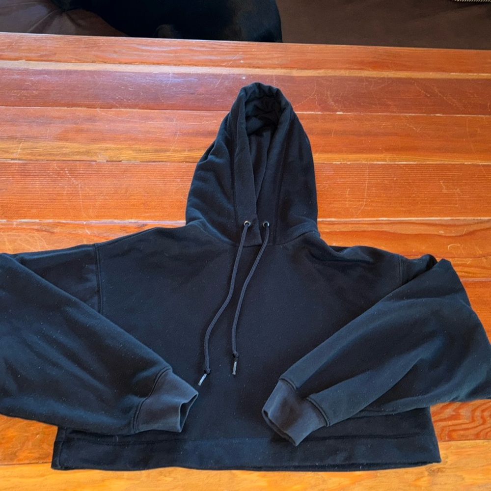 Alo Yoga Cropped Sweatshirt 🖤